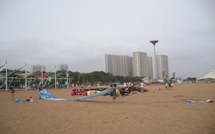 秦皇岛拓展训练，秦皇岛拓展培训，秦皇岛海边沙滩拓展团建活动