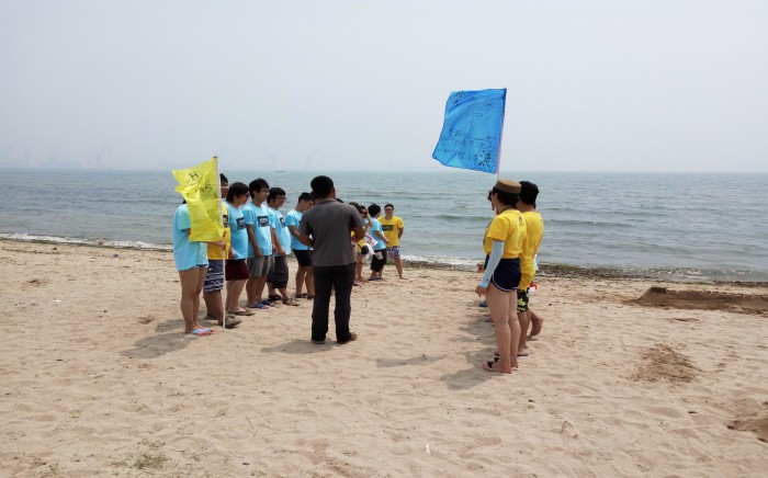 东戴河拓展训练，东戴河拓展培训，东戴河团建二日游，东戴河海边沙滩拓展团建活动